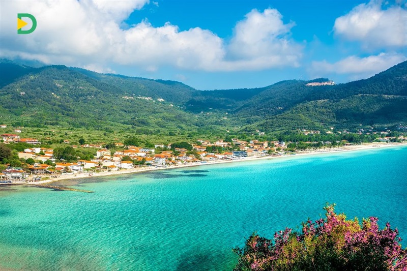 Mancare, obiective de bifat, relaxare – Cum sa iti umpli o vacanta in Thassos?
