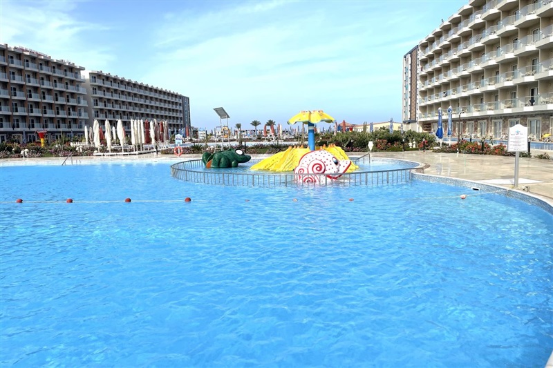 Rewaya Luxury Resort  Hurghada