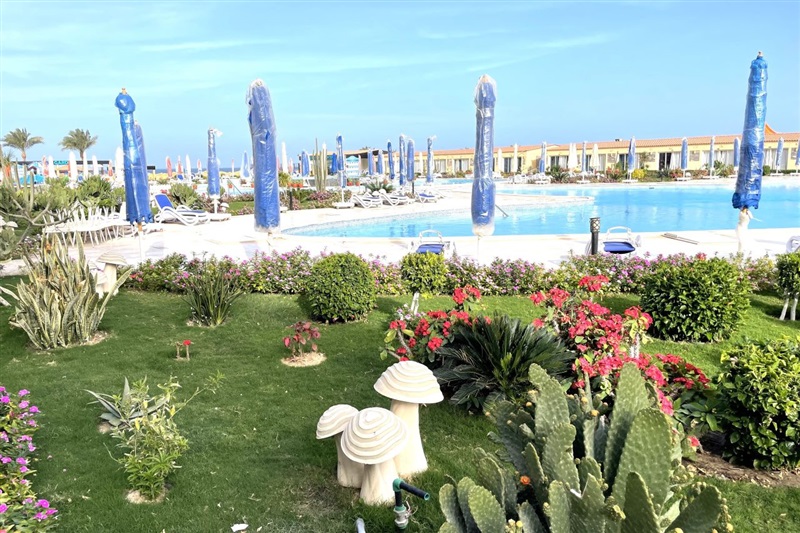 Rewaya Luxury Resort  Hurghada