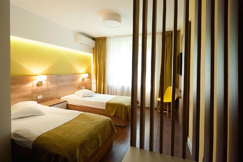 Hotel Ceramica