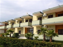 Jaho Hotel  Golem