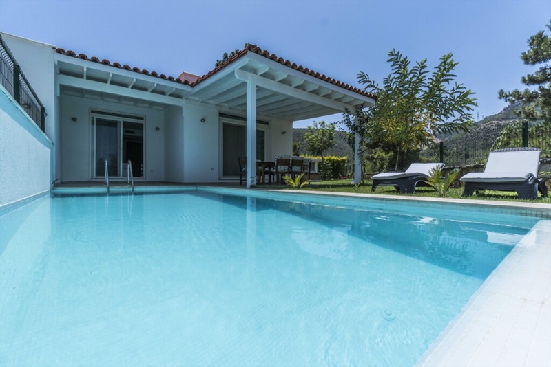 Main image Samantha Villa  Torba