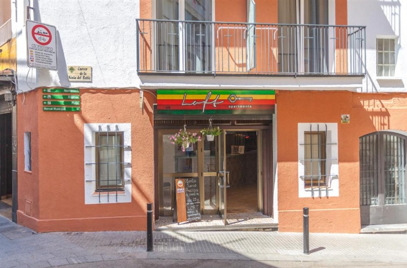 LOFT HOSTAL  Gerona Area