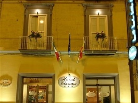 Clarean, Naples