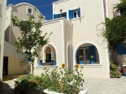 Wisteria Apartments, Santorini All Locations