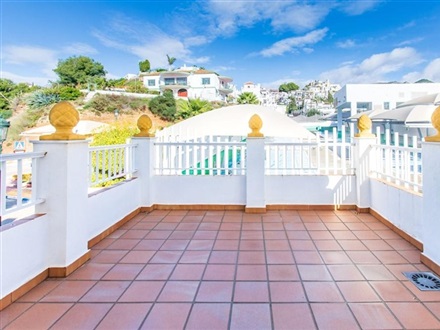 Hotel Apartamentos Turisticos Almoraide, Nerja
