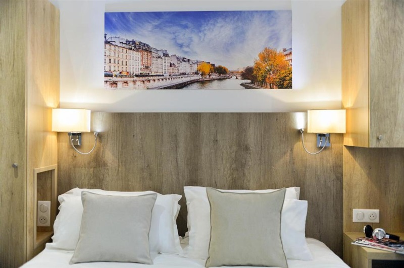 Hotel Eugenie  Paris