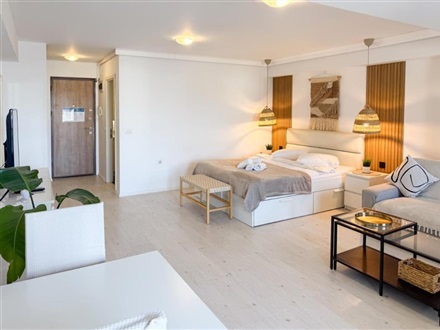 Airport Residence - Across From Otopeni Airport, Bucharest Otopeni