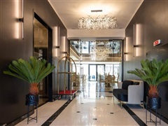HOTEL LE BLANC COTROCENI.
