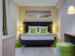 Hotel PINIJA