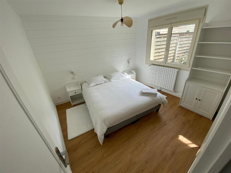Maison proche du circuit / garage parking jardin  Arnage